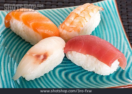 
                Sushi, Lachs, Thunfisch, Nigiri-sushi                   