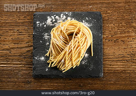 
                Spaghetti, Pasta, Nudeln                   