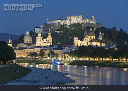 
                Salzburg, Festungsberg, Festung Hohensalzburg                   