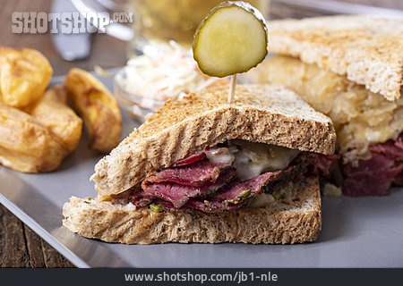 
                Sandwich, Reuben Sandwich                   