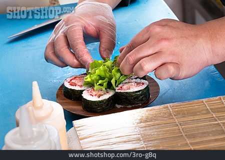 
                Sushi, Anrichten, Futomaki                   