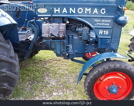 
                Traktor, Hanomag                   