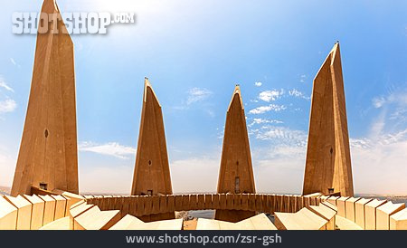 
                Denkmal, Assuan-staudamm, ägyptisch-sowjetischen Freundschaft                   