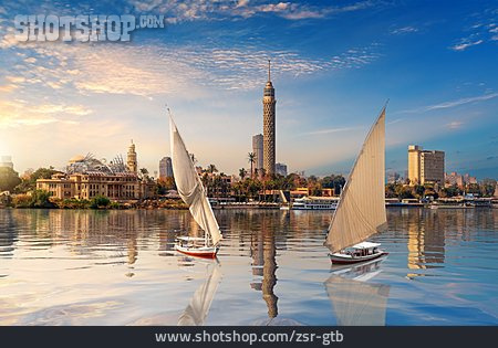 
                Fernsehturm, Nil, Segelboote, Kairo                   