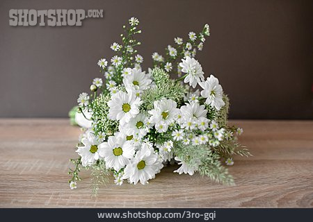 
                Blumenstrauß, Margeriten, Hochzeitsstrauß                   