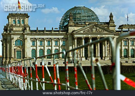 
                Berlin, Absperrung, Reichstagsgebäude                   