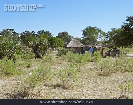 
                Dorf, Botswana                   