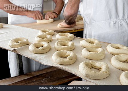 
                Bäckerei, Herstellung, Frisella                   