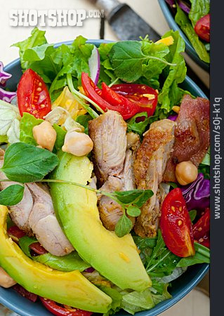 
                Gesunde Ernährung, Low-carb, Hühnchensalat                   