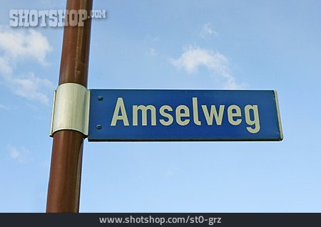 
                Amselweg                   