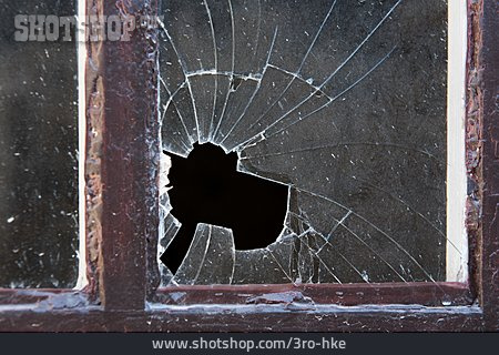 
                Vandalismus, Glassplitter, Fensterscheibe                   