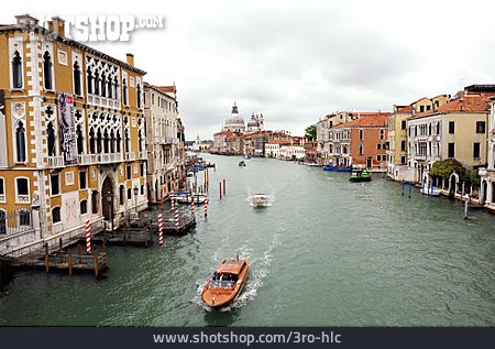 
                Venedig, Canale Grande, Wassertaxi                   