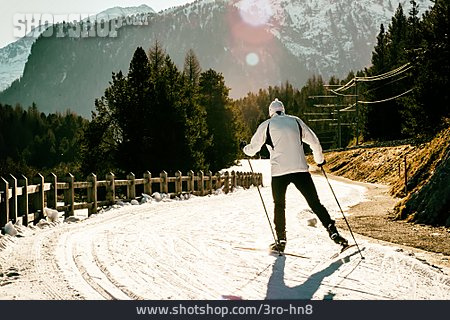 
                Skifahrer, Langlauf, Skilanglauf                   