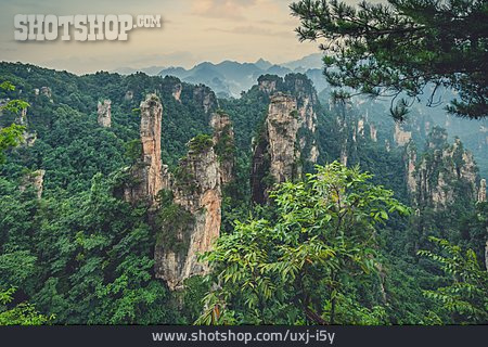 
                Gebirge, Yuanjiajie, Zhangjiajie National Forest Park                   