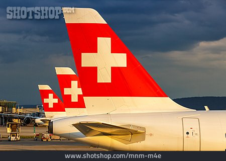 
                Flugzeug, Fluggesellschaft, Swiss Air Lines                   