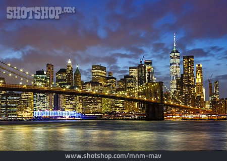 
                New York, Manhattan, Brooklyn Bridge                   