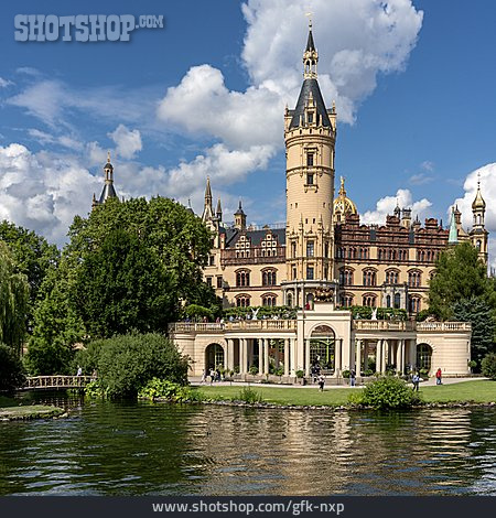 
                Schweriner Schloss                   