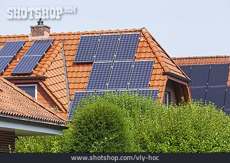 
                Solarzellen, Solarenergie, Solardach                   