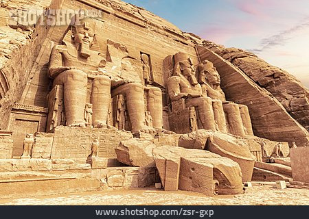 
                Archäologie, Kolossalstatuen, Tempel Von Abu Simbel                   