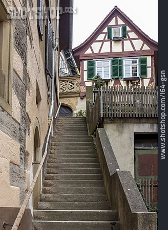 
                Altstadt, Fachwerkhaus, Treppenstufen                   