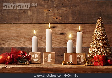 
                Kerzenlicht, Adventszeit, 4. Advent                   