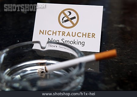 
                Nichtraucher, Rauchverbot, Non Smoking                   