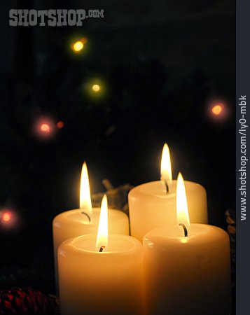 
                Stimmungsvoll, Kerzenlicht, 4. Advent                   