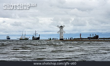 
                Ostsee, Schiffe, Mühlenbake                   