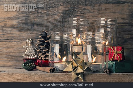 
                Advent, Kerzen, Teelichter                   