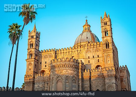 
                Kathedrale Von Palermo                   