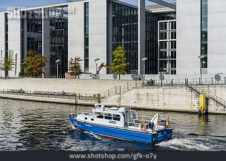 
                Berlin, Regierungsviertel, Wasserschutzpolizei                   