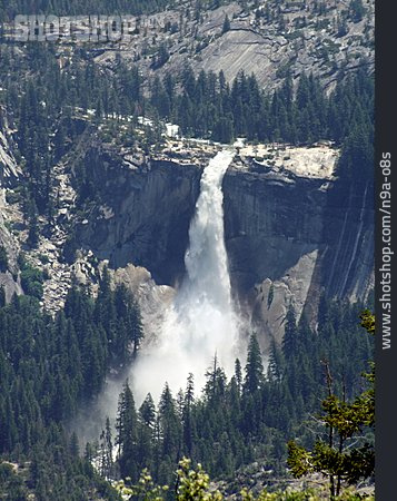 
                Wasserfall, Yosemite Falls                   