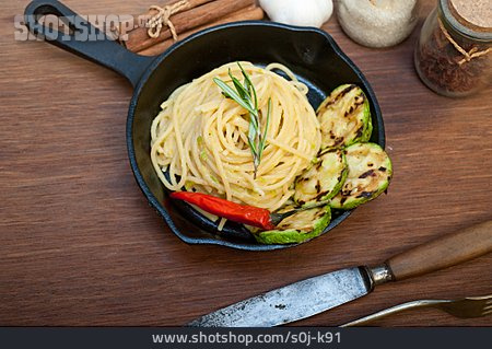 
                Spaghetti, Mittagessen, Vegan                   