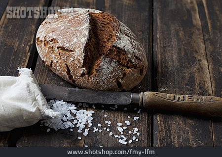 
                Brot, Salz                   