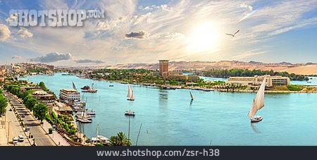 
                Hafen, Nil, Assuan                   
