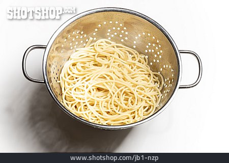 
                Spaghetti, Sieb, Abtropfen                   