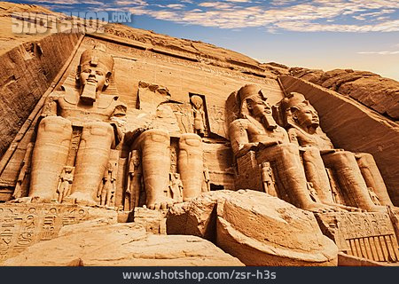 
                Tempel Von Abu Simbel                   