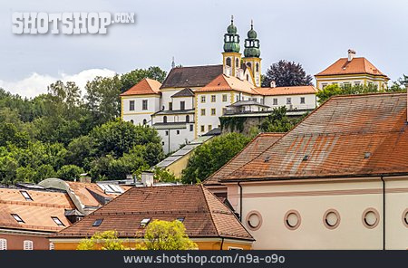 
                Kirche, Passau                   