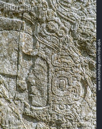 
                Relief, Maya-ruine, Caracol                   