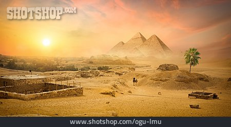
                Sonnenuntergang, Abendrot, Pyramiden Von Gizeh                   