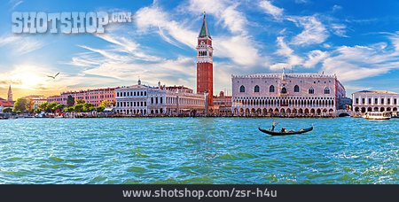 
                Venedig, Dogenpalast, Markusturm                   
