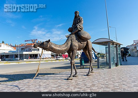 
                Bronzestatue, Manavgat                   