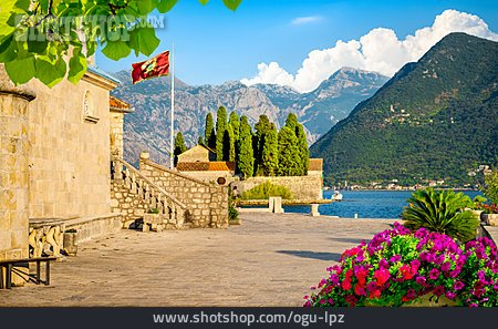 
                Bucht Von Kotor, Perast, Sveti Dorde                   