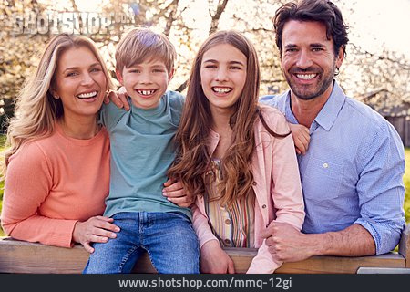 
                Glücklich, Liebe, Verbundenheit, Familienporträt                   