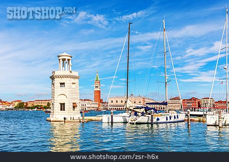 
                Leuchtturm, Segelboot, Venedig, Lagune                   