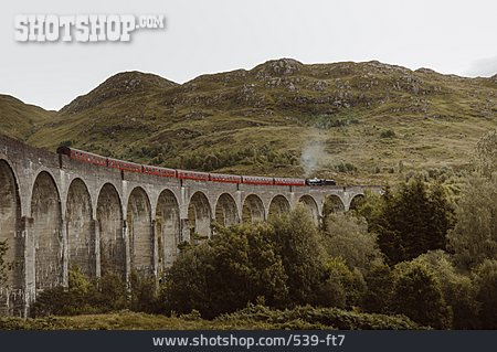 
                Schottland, Highlands, Bahnstrecke, Glenfinnan-viadukt                   