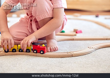 
                Mädchen, Zug, Spielzeug, Fahren, Holzspielzeug                   