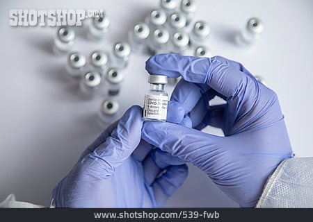 
                Impfstoff, Covid-19, Rna-impfstoff                   