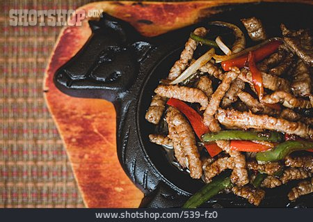 
                Scharf, Rindfleisch, Chinesische Küche, Geschmort                   