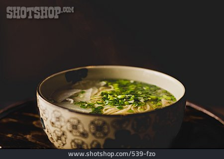 
                Asiatische Küche, Nudelsuppe, Ramen                   